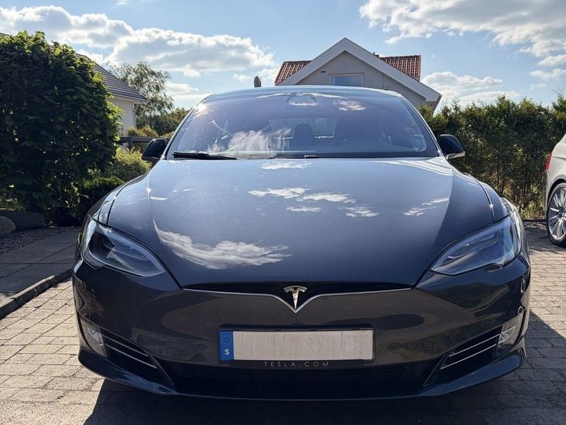 Tesla Model S bild 21