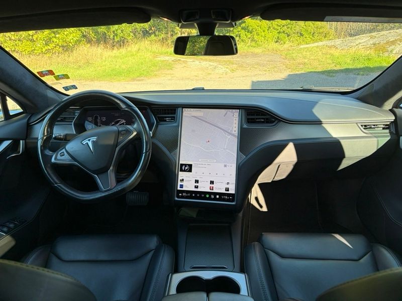Tesla Model S bild 10