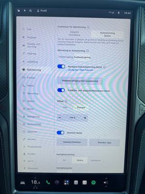 Tesla Model X bild 13