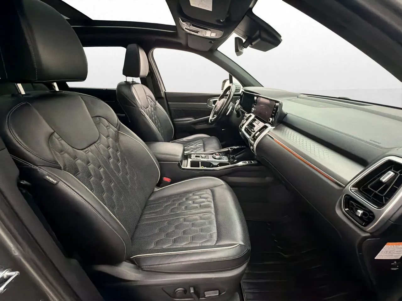 Vehicle image 30