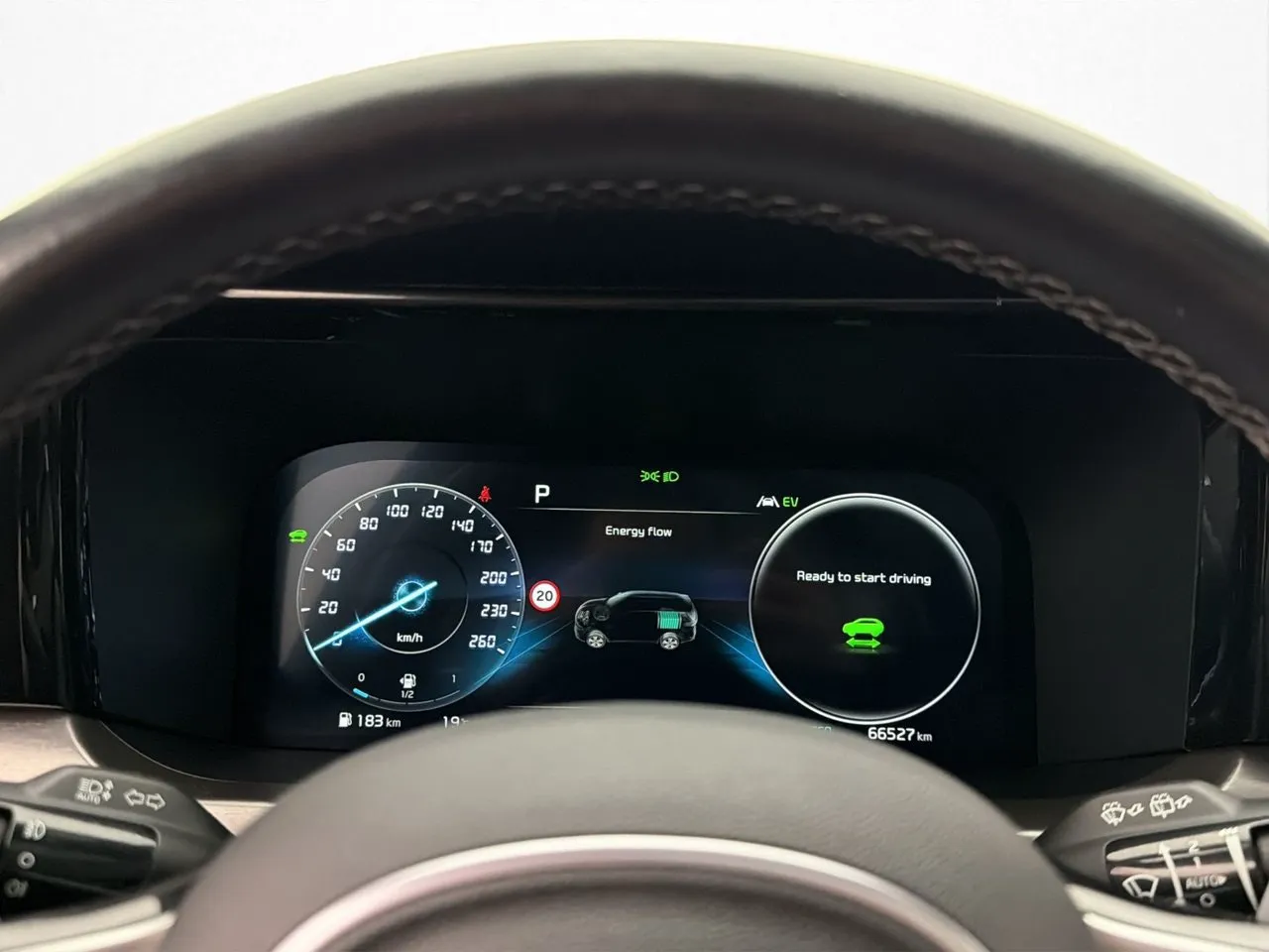 Vehicle image 20