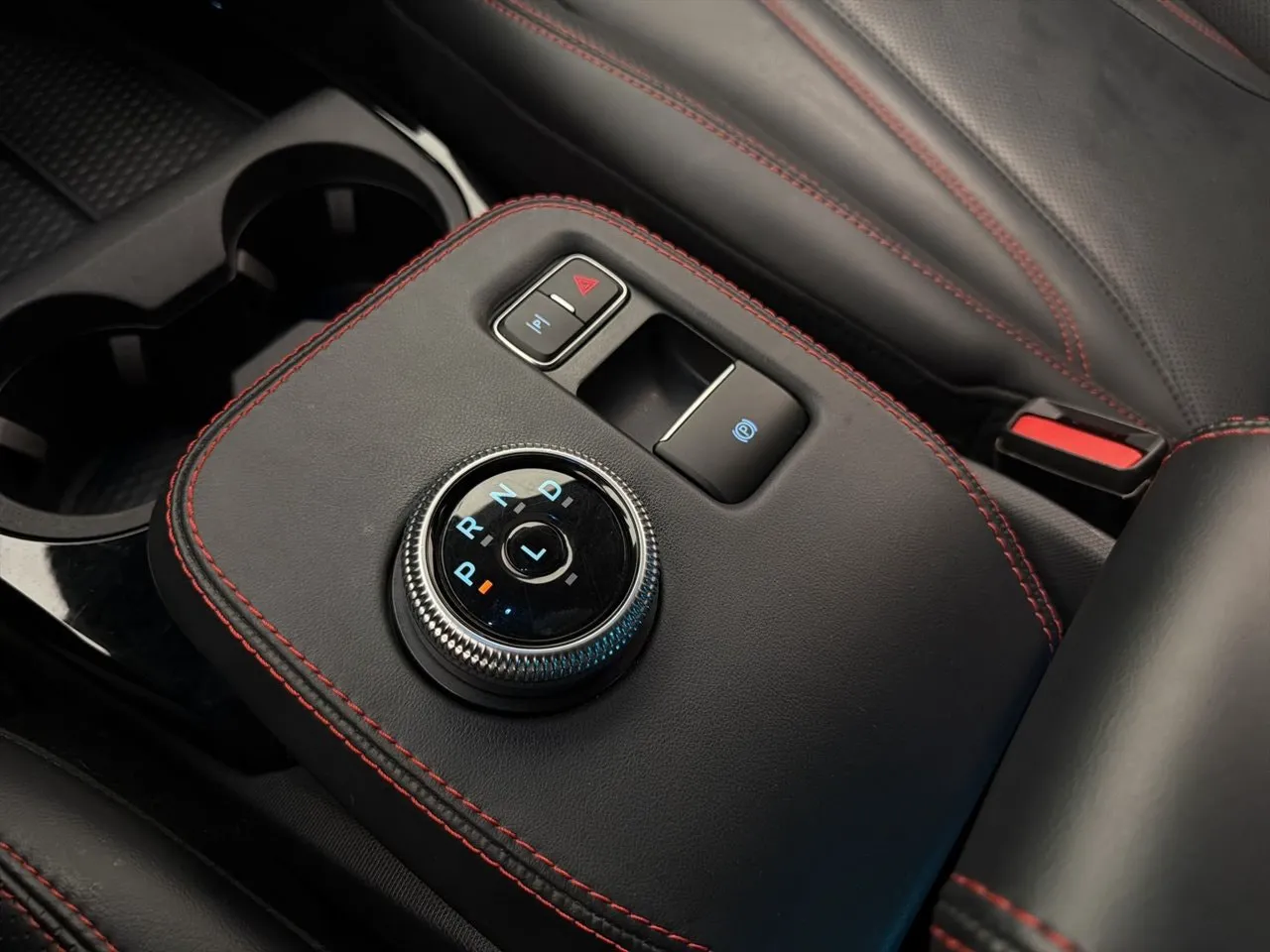 Vehicle image 25