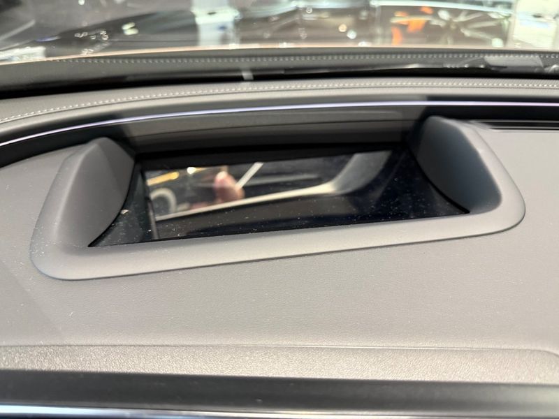 Mercedes E300 bild 12