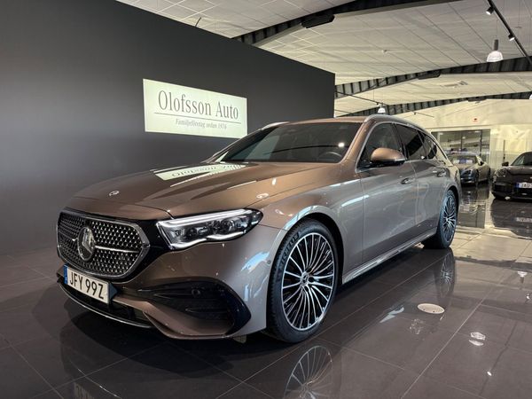 Mercedes E300 AMG Superscreen Läder 20tum Kombi - 2025