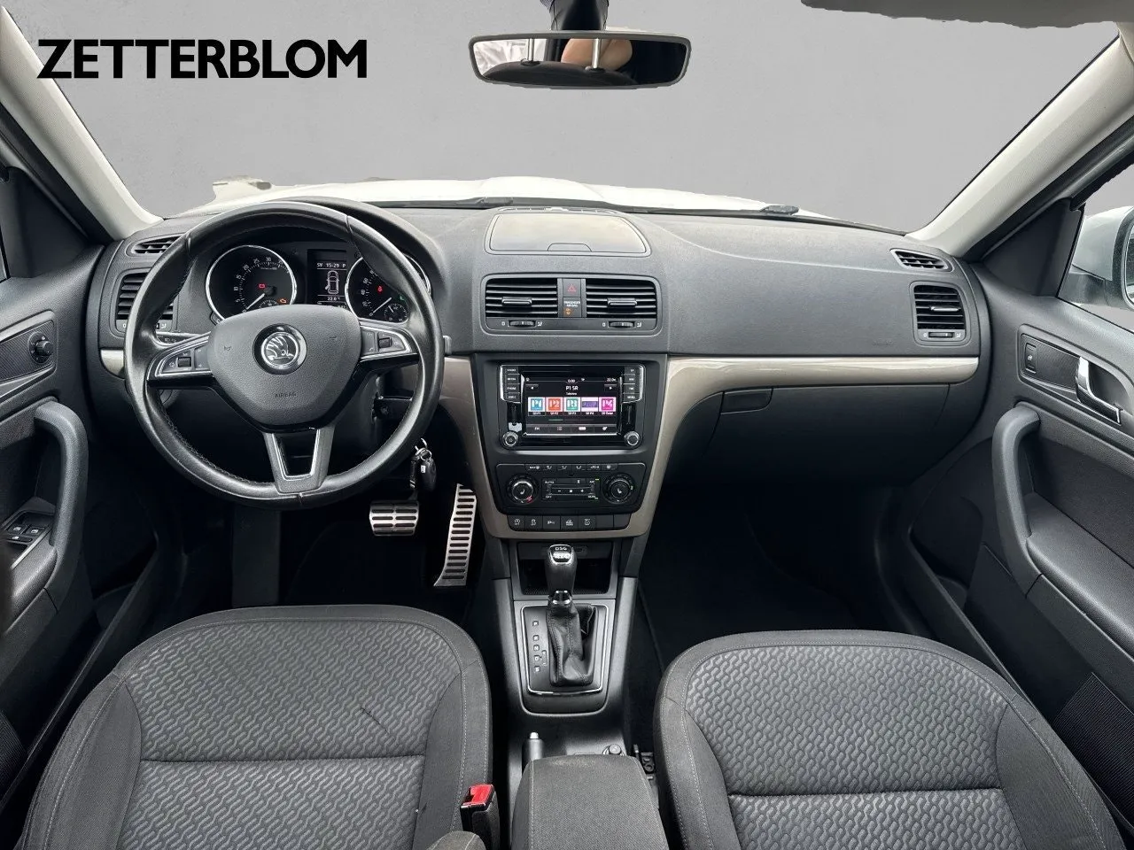 Vehicle image 9