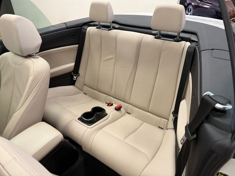 BMW 228 bild 13