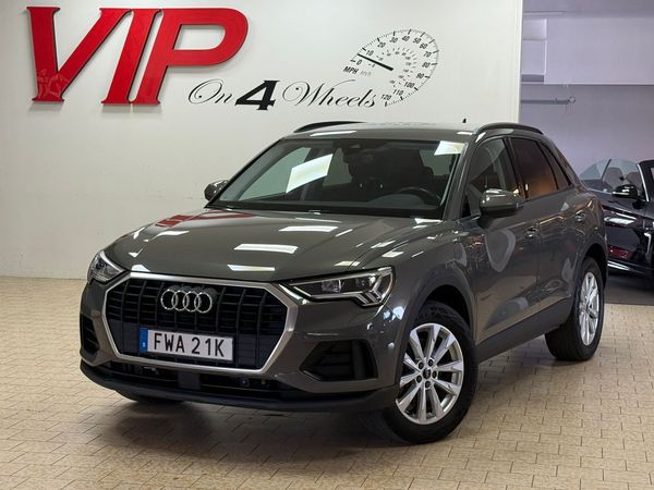 Audi Q3 45 (245hk)TFSI e S Tronic Proline Plug In Apple-Carplay - 2023