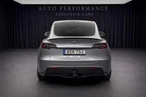 Tesla Model Y bild 5