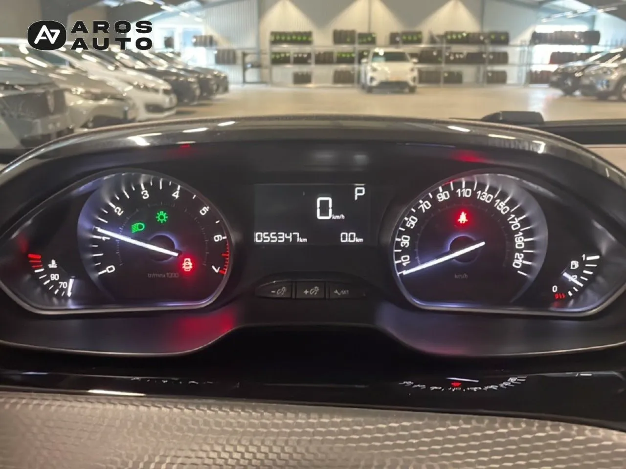 Vehicle image 9