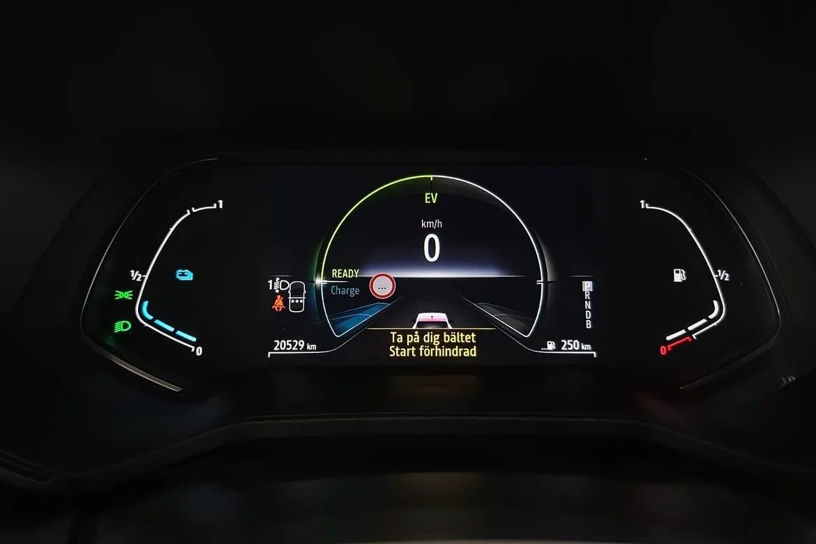 Vehicle image 15