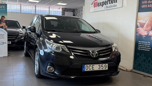 Toyota Avensis Kombi 2.2 D-4D Executive|Adaptiv farthållare|Automat - 2013