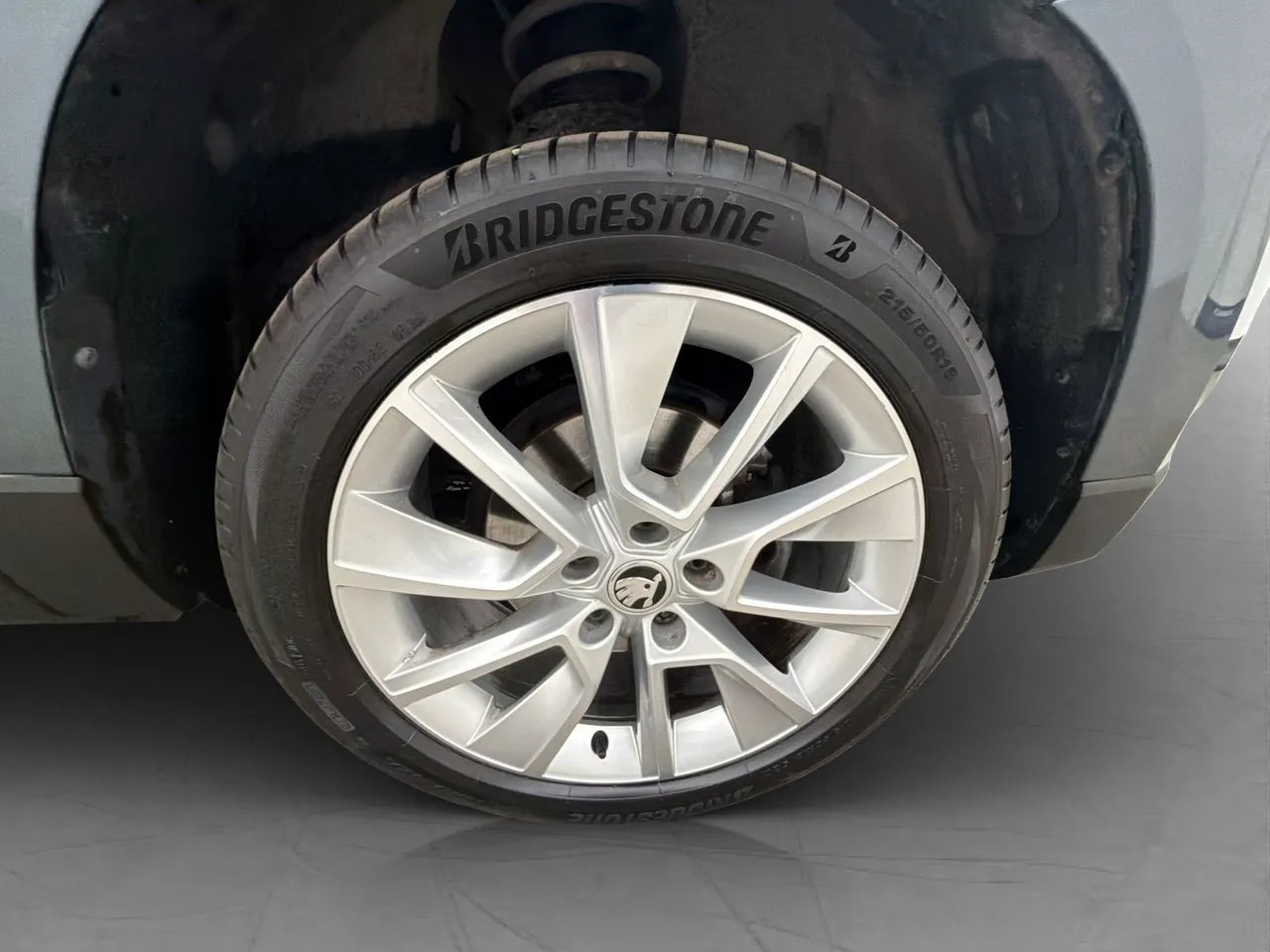Vehicle image 31