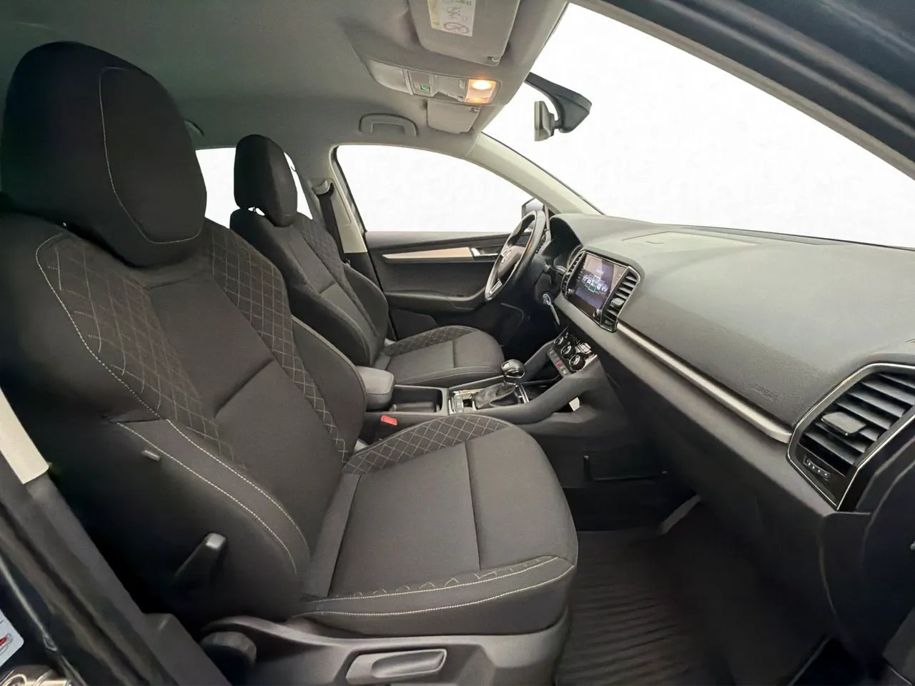 Vehicle image 21