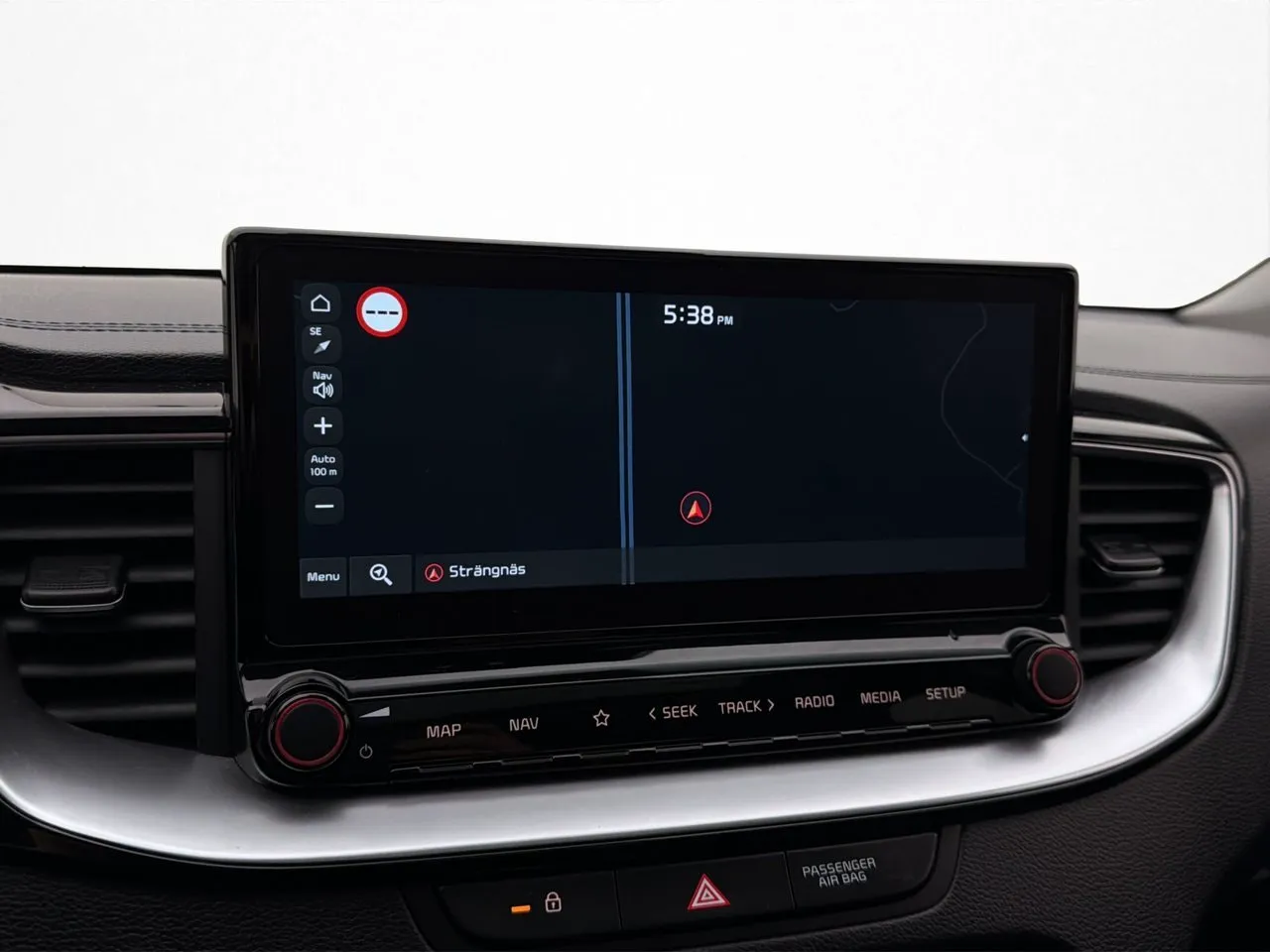 Vehicle image 18