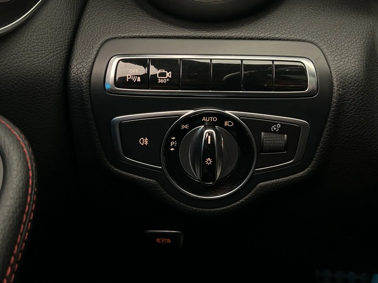 Vehicle image 29