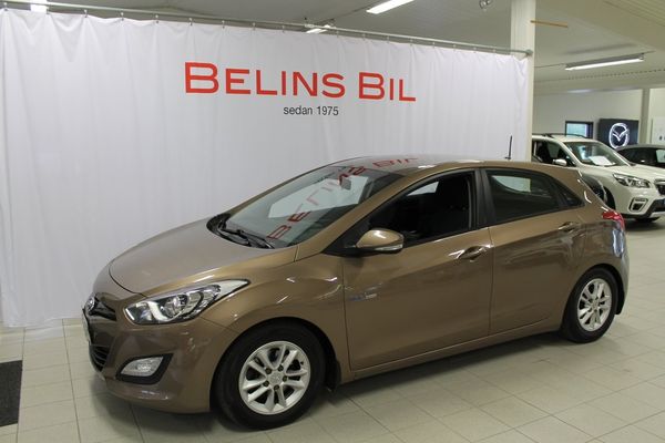 Hyundai i30 1.6 CRDi 110hk 1103kr/skatt - 2014