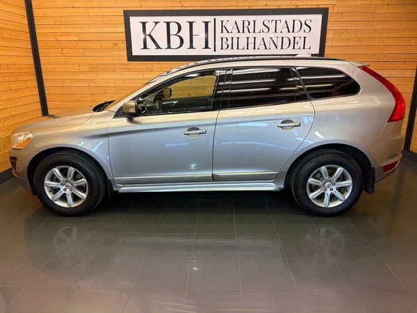 Volvo XC60 D3 Momentum Euro 5 - 2011
