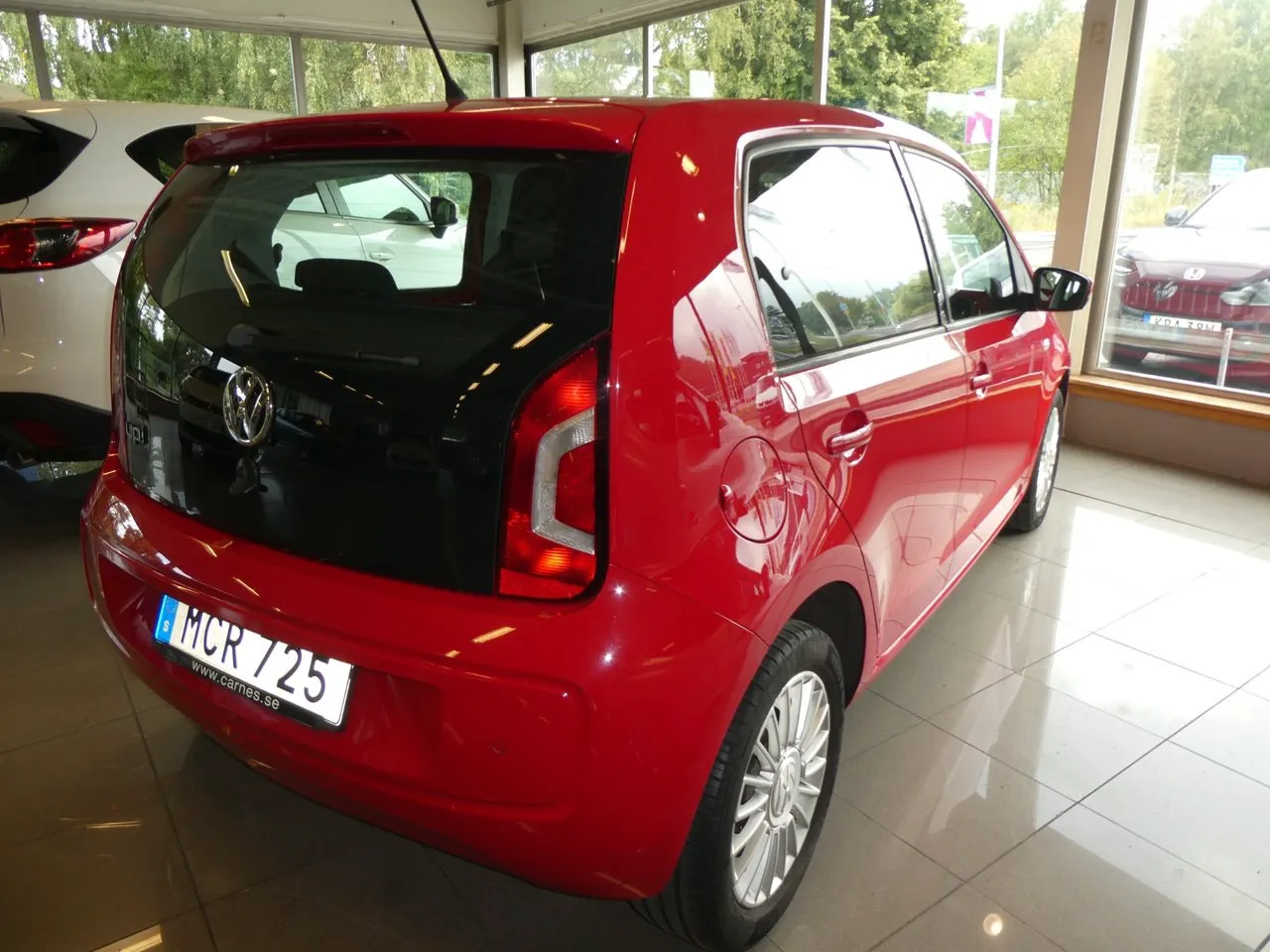 Vehicle image 1