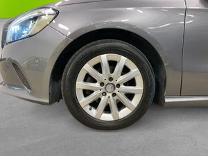 Mercedes A180 bild 8