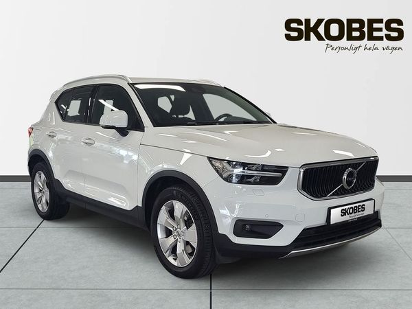 Volvo XC40 B4 FWD Bensin Momentum Advanced SE - 2021