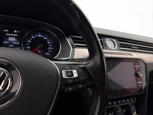 Volkswagen Passat bild 15