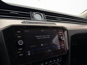 Volkswagen Passat bild 22