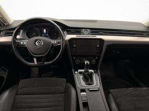 Volkswagen Passat bild 12