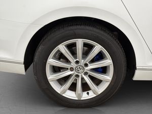 Volkswagen Passat bild 29