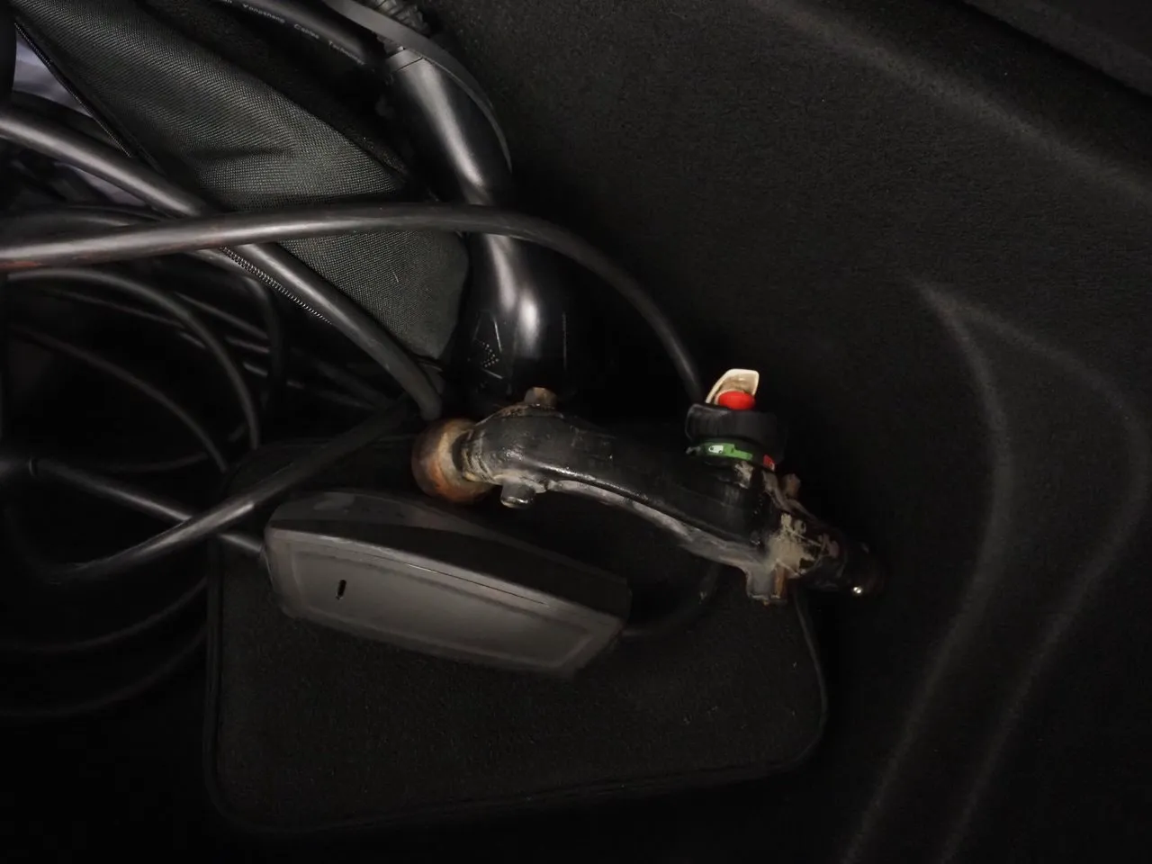 Vehicle image 21