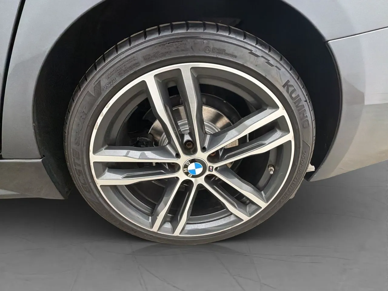 Vehicle image 31