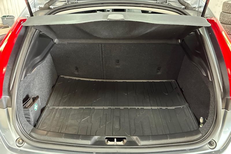 Volvo V40 bild 11