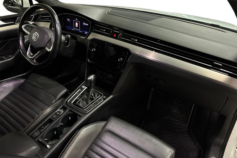 Volkswagen Passat bild 14
