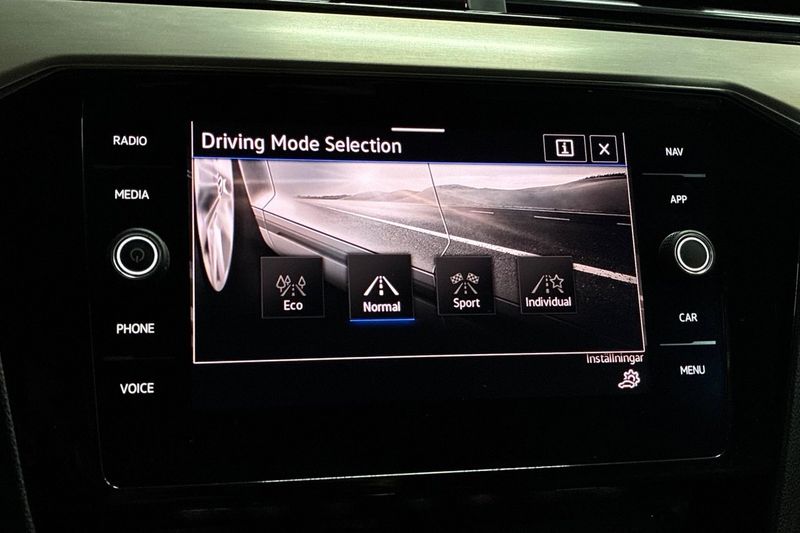 Volkswagen Passat bild 21