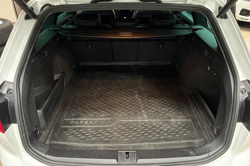 Volkswagen Passat bild 10