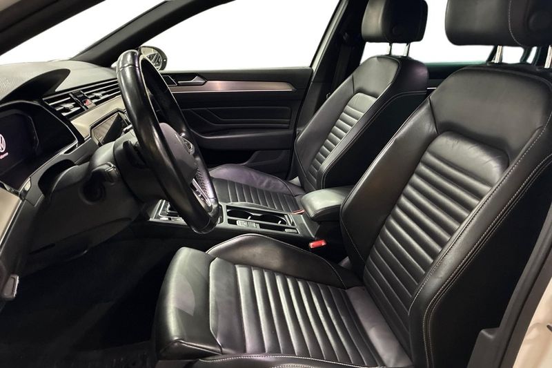 Volkswagen Passat bild 12