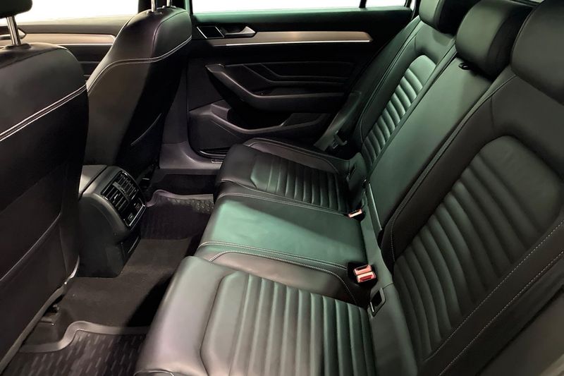 Volkswagen Passat bild 13