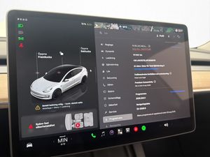 Tesla Model 3 bild 25