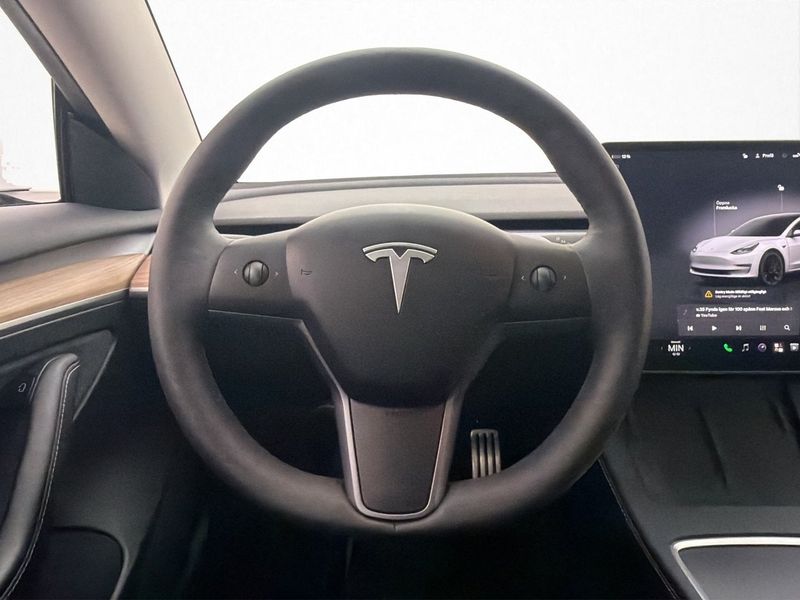 Tesla Model 3 bild 16