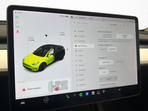 Tesla Model Y bild 24