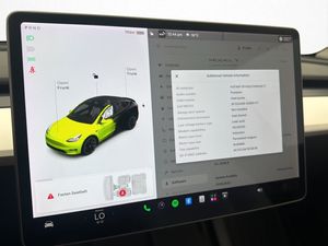 Tesla Model Y bild 26