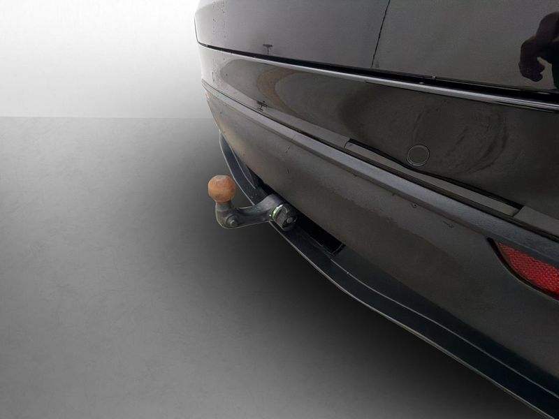 Tesla Model Y bild 10
