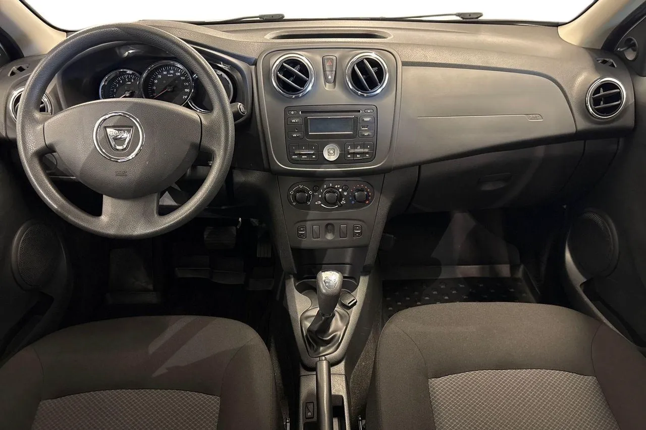 Vehicle image 8