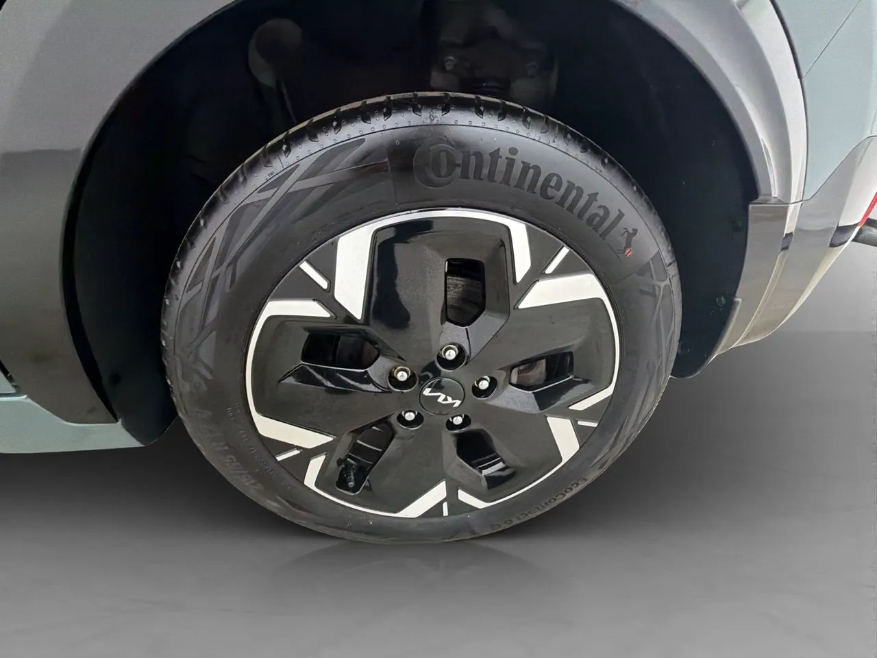 Vehicle image 31