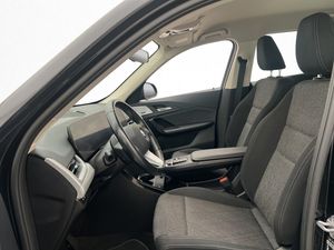 BMW iX1 bild 12