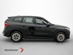BMW iX1 bild 10