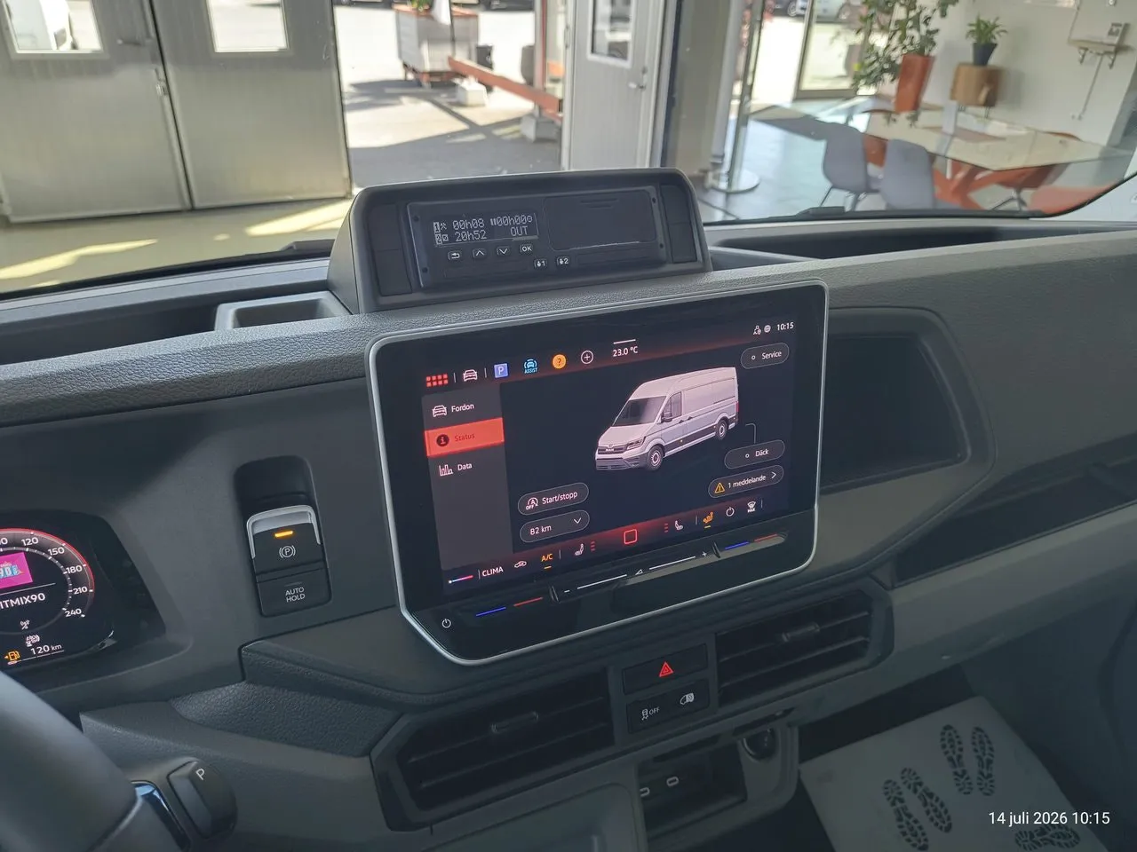 Vehicle image 20