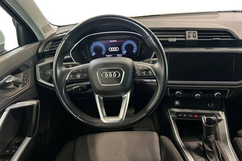 Audi Q3 bild 16