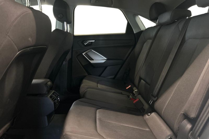 Audi Q3 bild 14