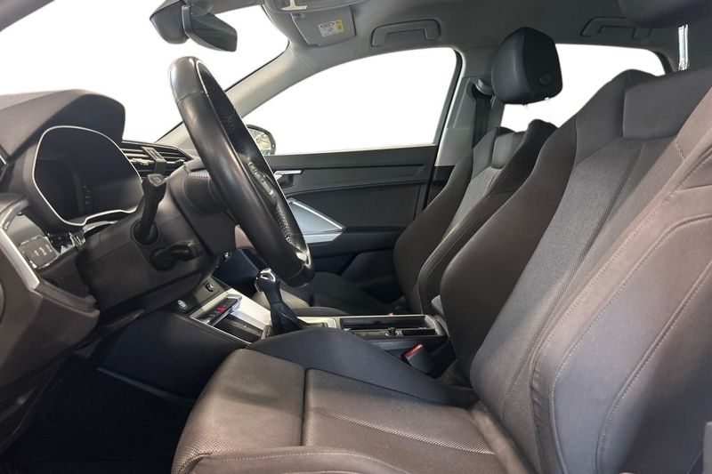 Audi Q3 bild 13