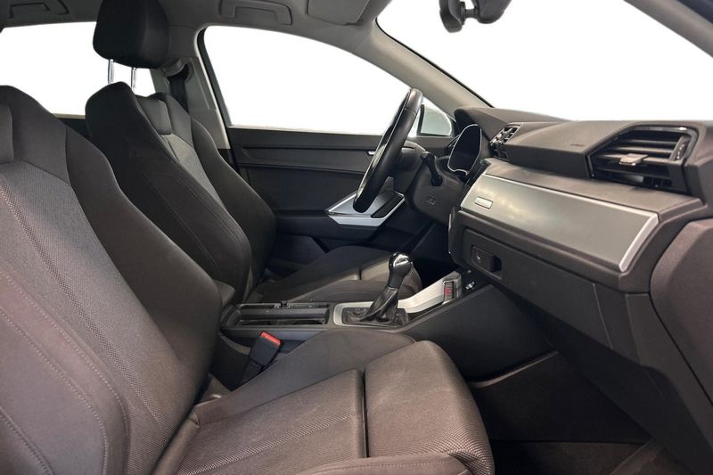 Audi Q3 bild 15